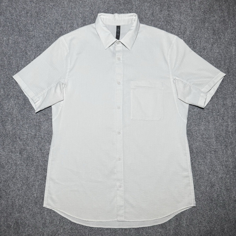 Lululemon Seersucker Short Sleeve Button Up Shirt Off White Men Large Zip Pocket